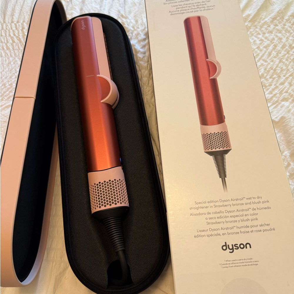 Special Edition Dyson Airstrait Wet-to-Dry Straightener in Strawberry Bronze